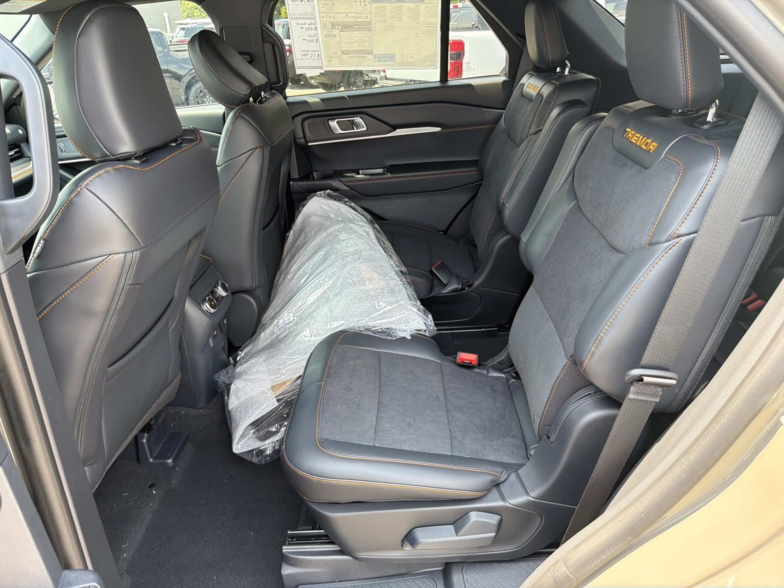 2026 Ford Explorer TREMOR 4WD