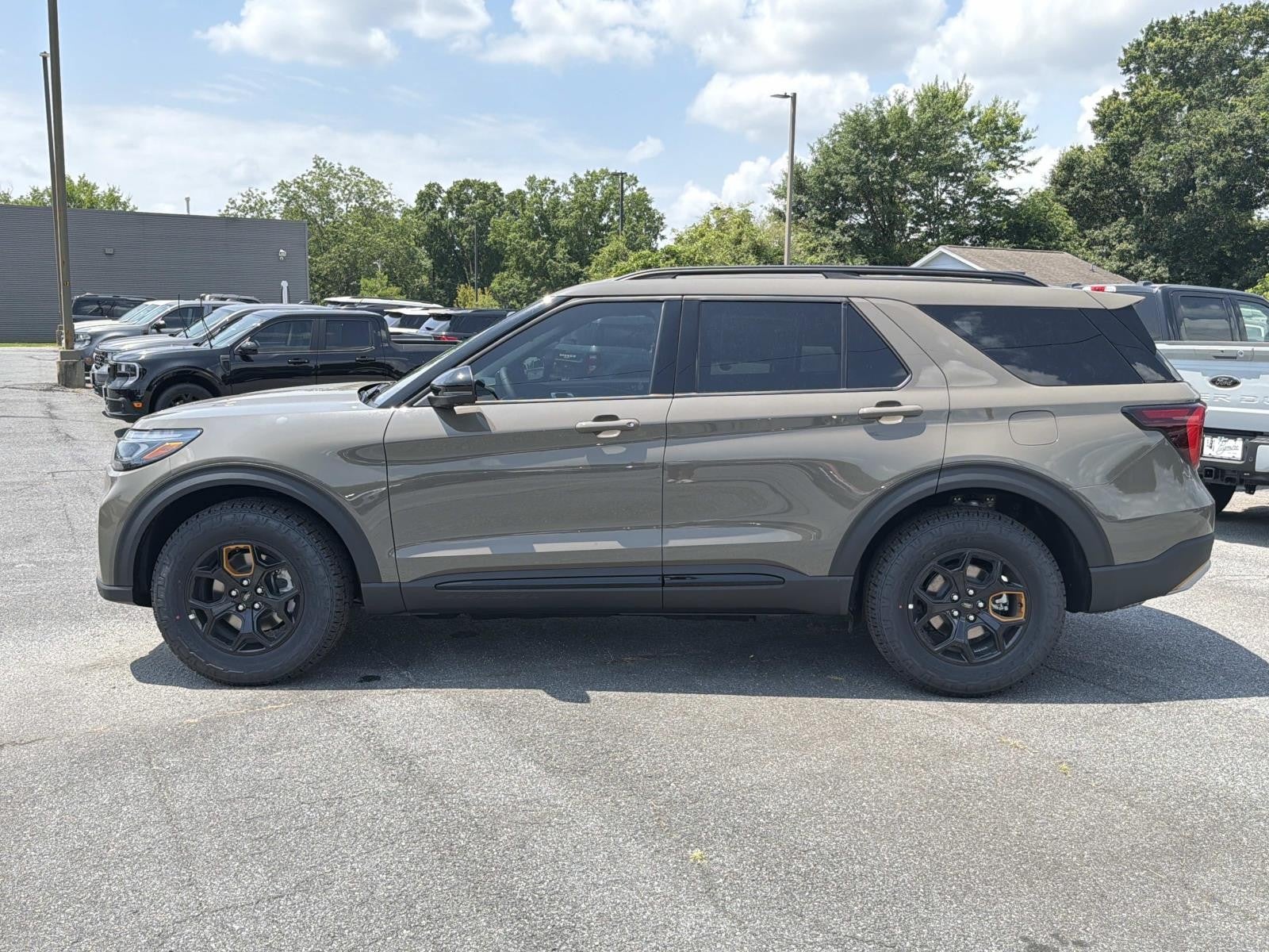 2026 Ford Explorer TREMOR 4WD