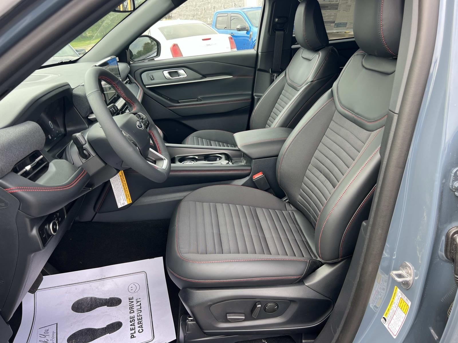 2026 Ford Explorer ST-LINE 4WD