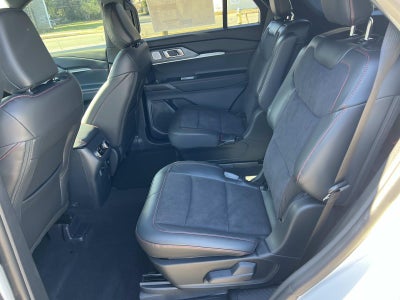 2026 Ford Explorer ST RWD