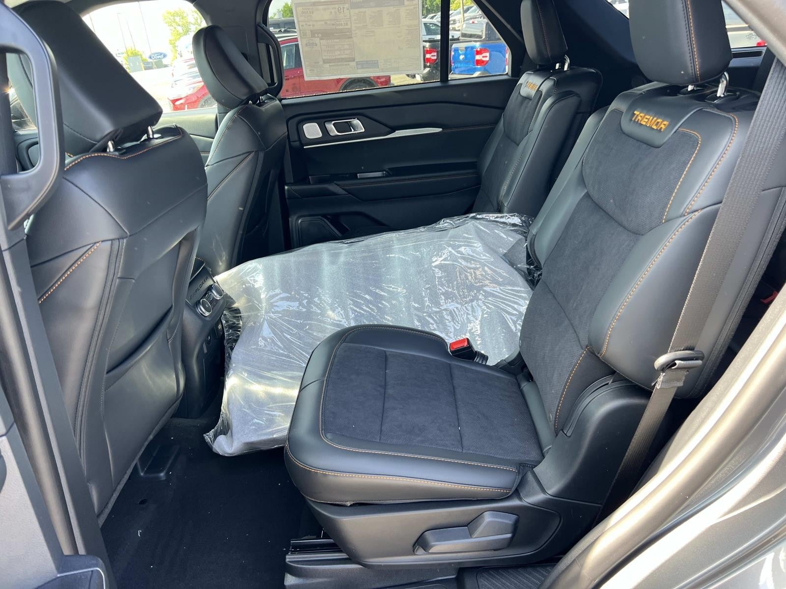 2026 Ford Explorer TREMOR 4WD