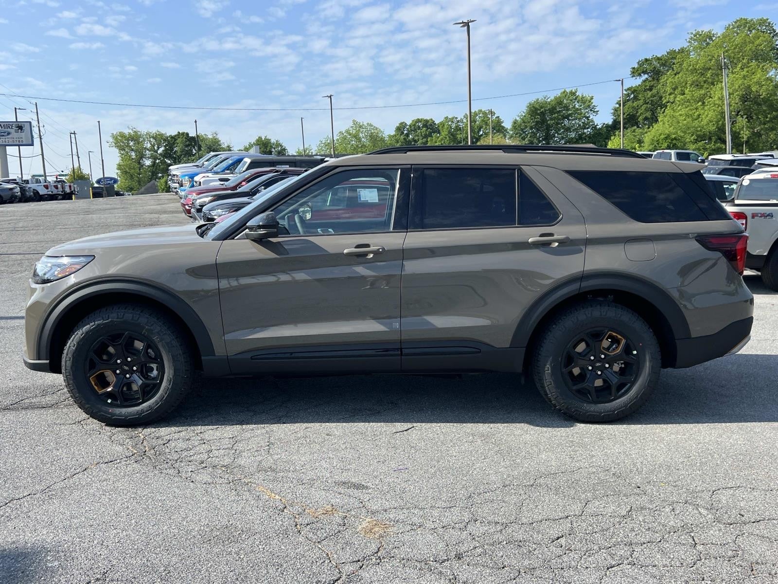2026 Ford Explorer TREMOR 4WD