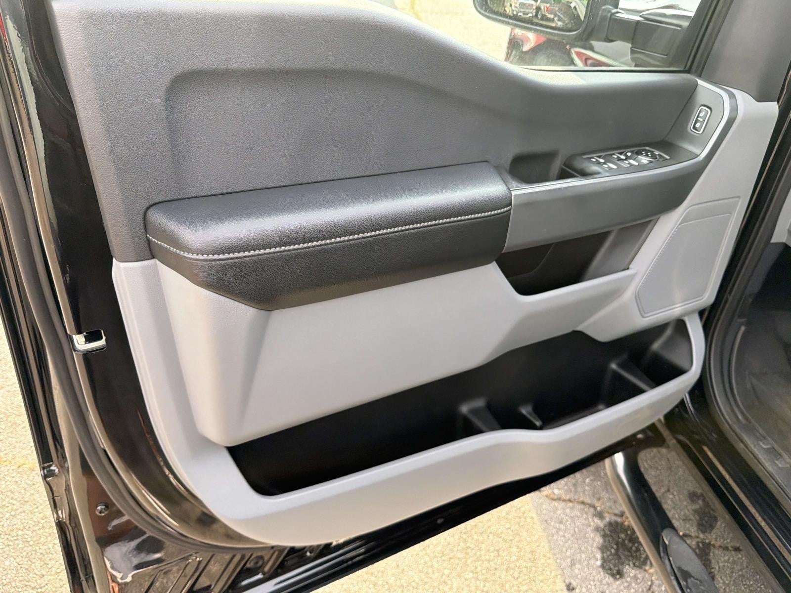 2023 Ford Super Duty F-250 SRW XL 4WD CREW CAB 6.75' BOX