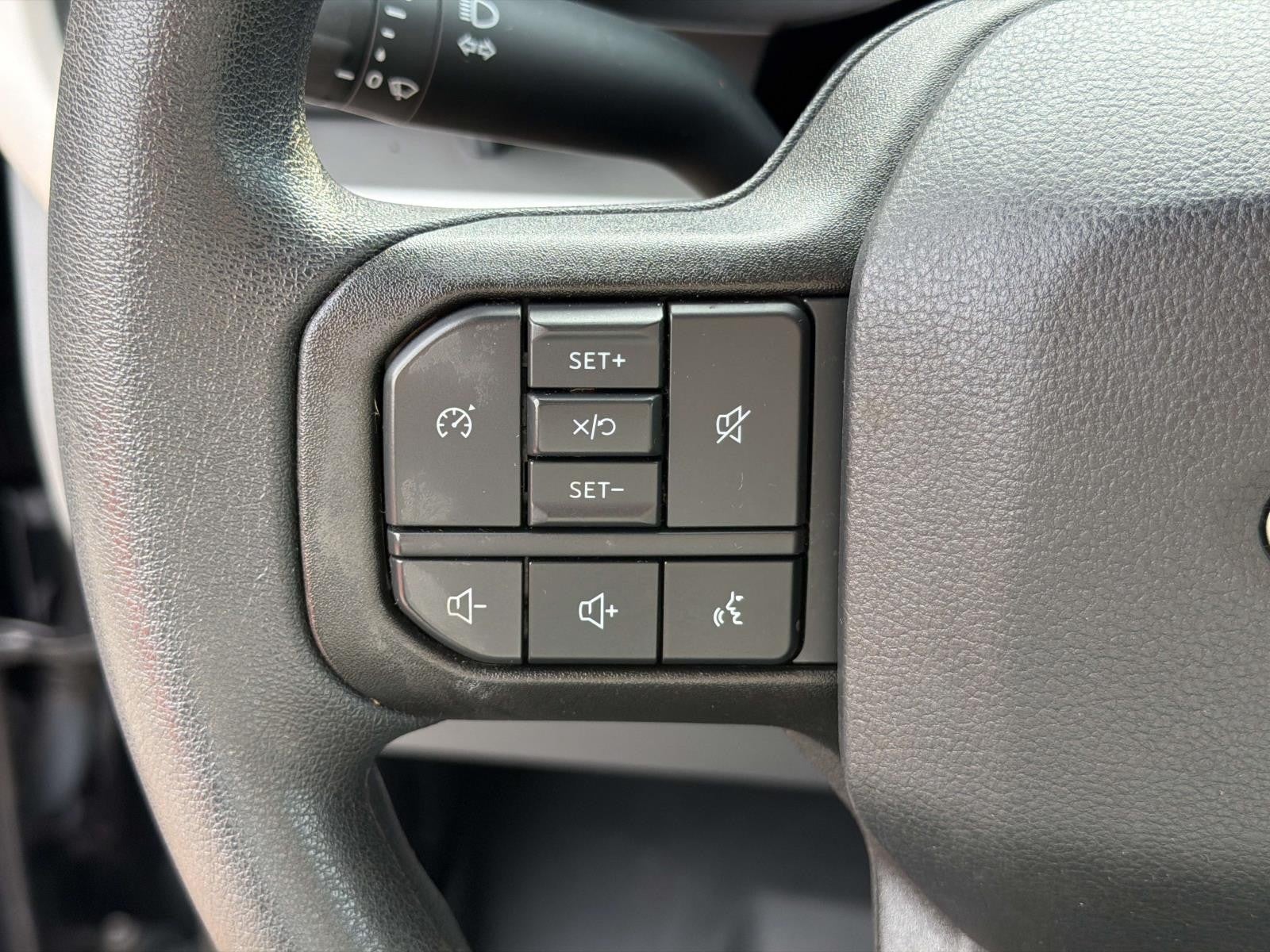2023 Ford Super Duty F-250 SRW XL 4WD CREW CAB 6.75' BOX