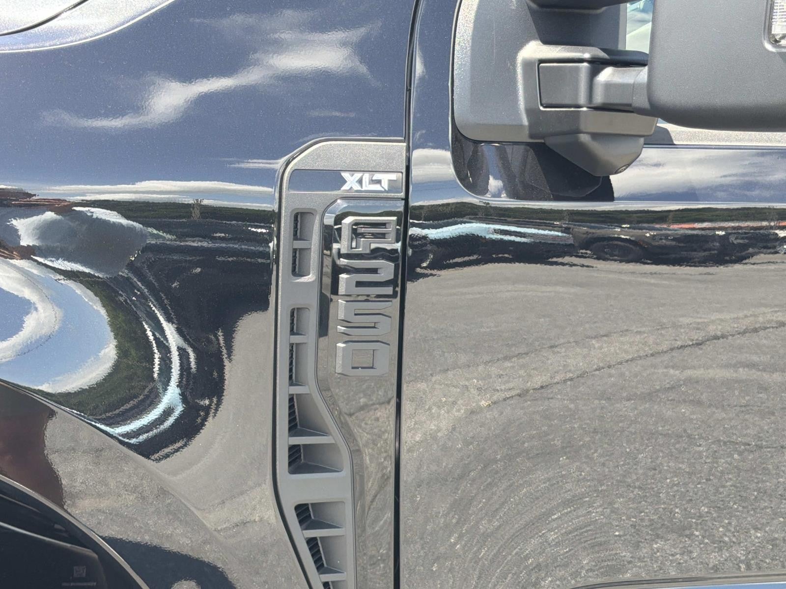 2026 Ford Super Duty F-250 SRW XLT 4WD CREW CAB 6.75' BO