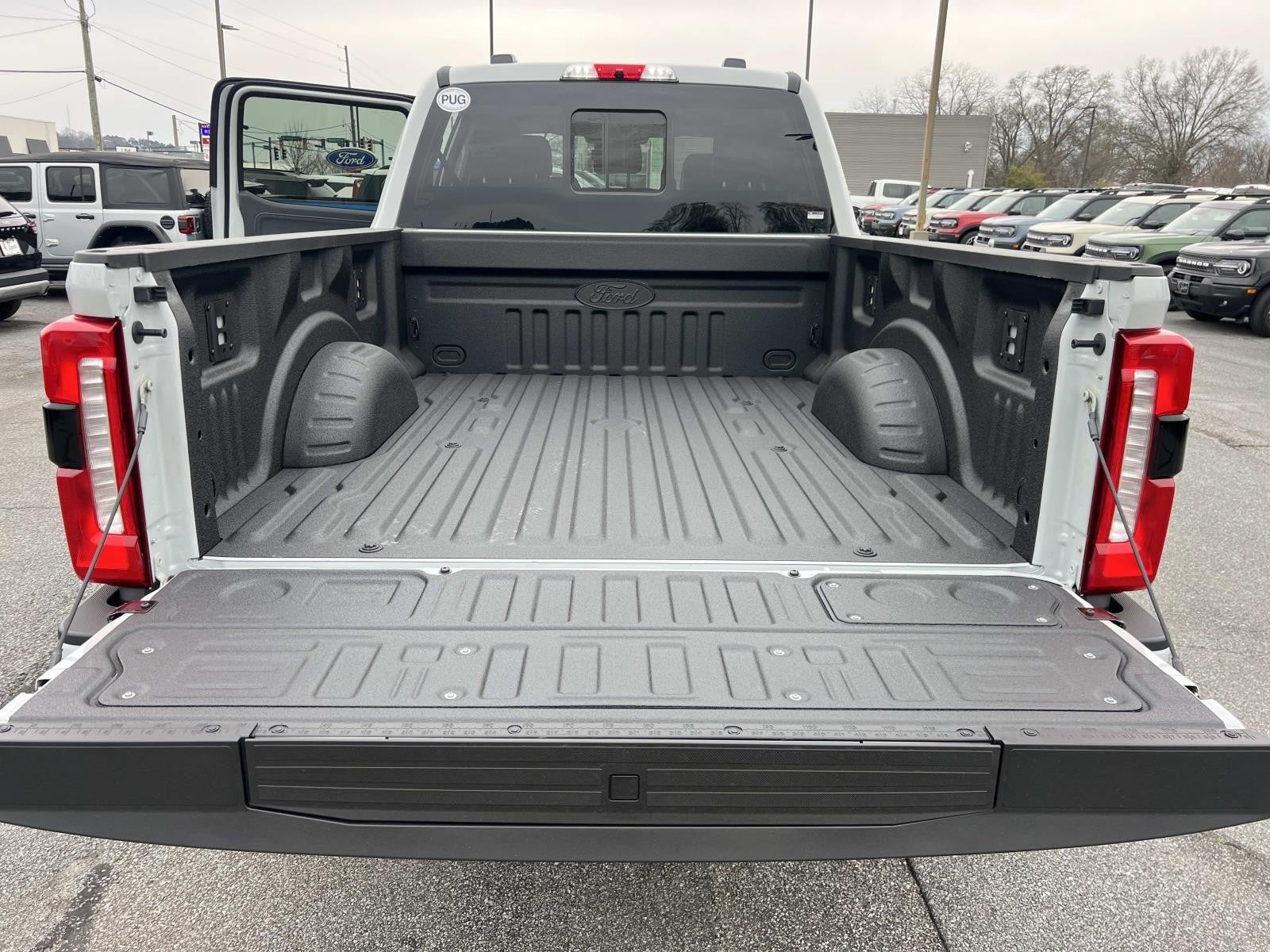 2026 Ford Super Duty F-350 SRW LARIAT 4WD CREW CAB 6.75'