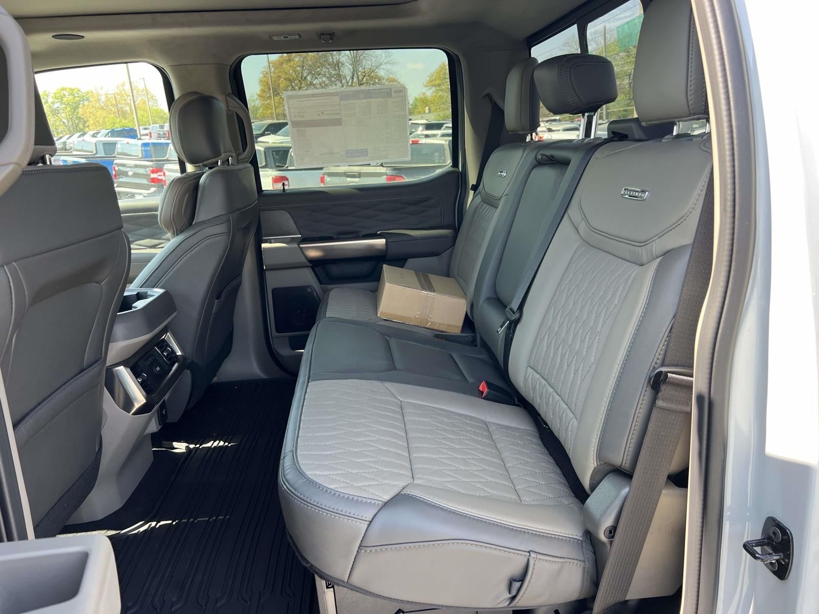 2026 Ford Super Duty F-350 SRW PLATINUM 4WD CREW CAB 6.7