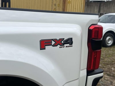 2026 Ford Super Duty F-350 DRW PLATINUM 4WD CREW CAB 8'