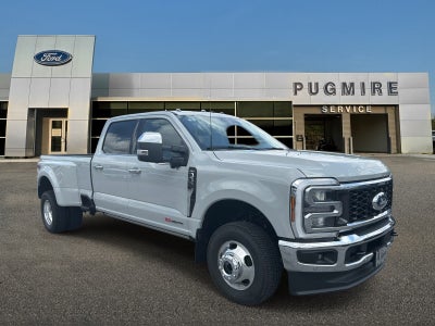 2026 Ford Super Duty F-350 DRW LARIAT 4WD CREW CAB 8' BO