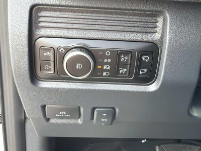 2026 Ford Super Duty F-350 DRW LARIAT 4WD CREW CAB 8' BO