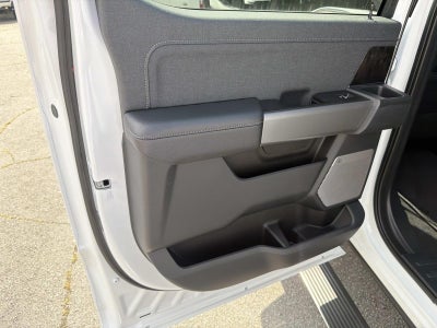 2026 Ford Super Duty F-350 DRW LARIAT 4WD CREW CAB 8' BO