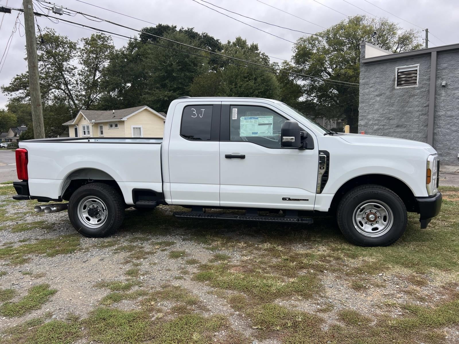 2026 Ford Super Duty F-350 SRW XL 2WD SUPERCAB 6.75' BOX