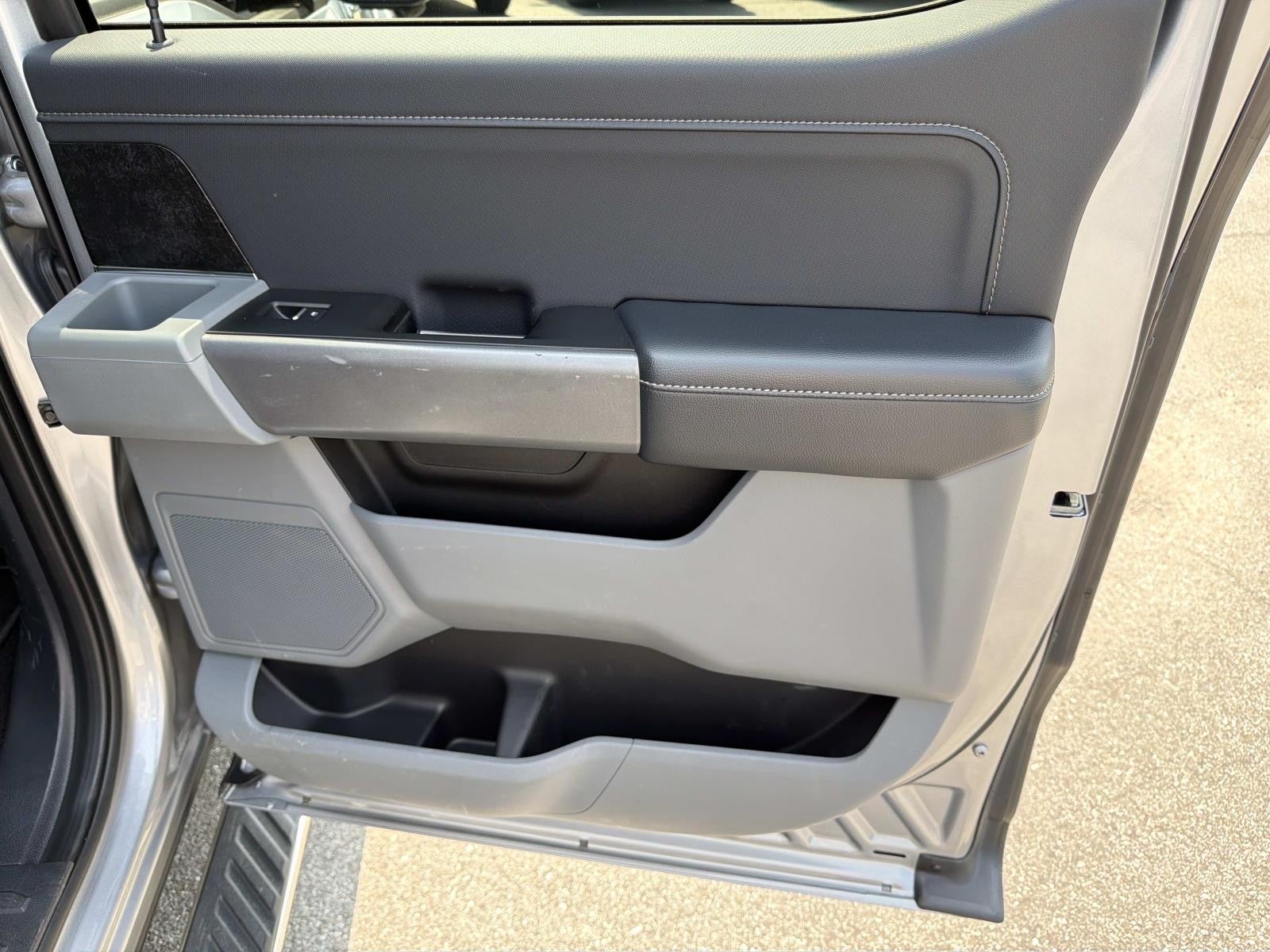 2022 Ford F-150 LARIAT 2WD SUPERCREW 6.5'