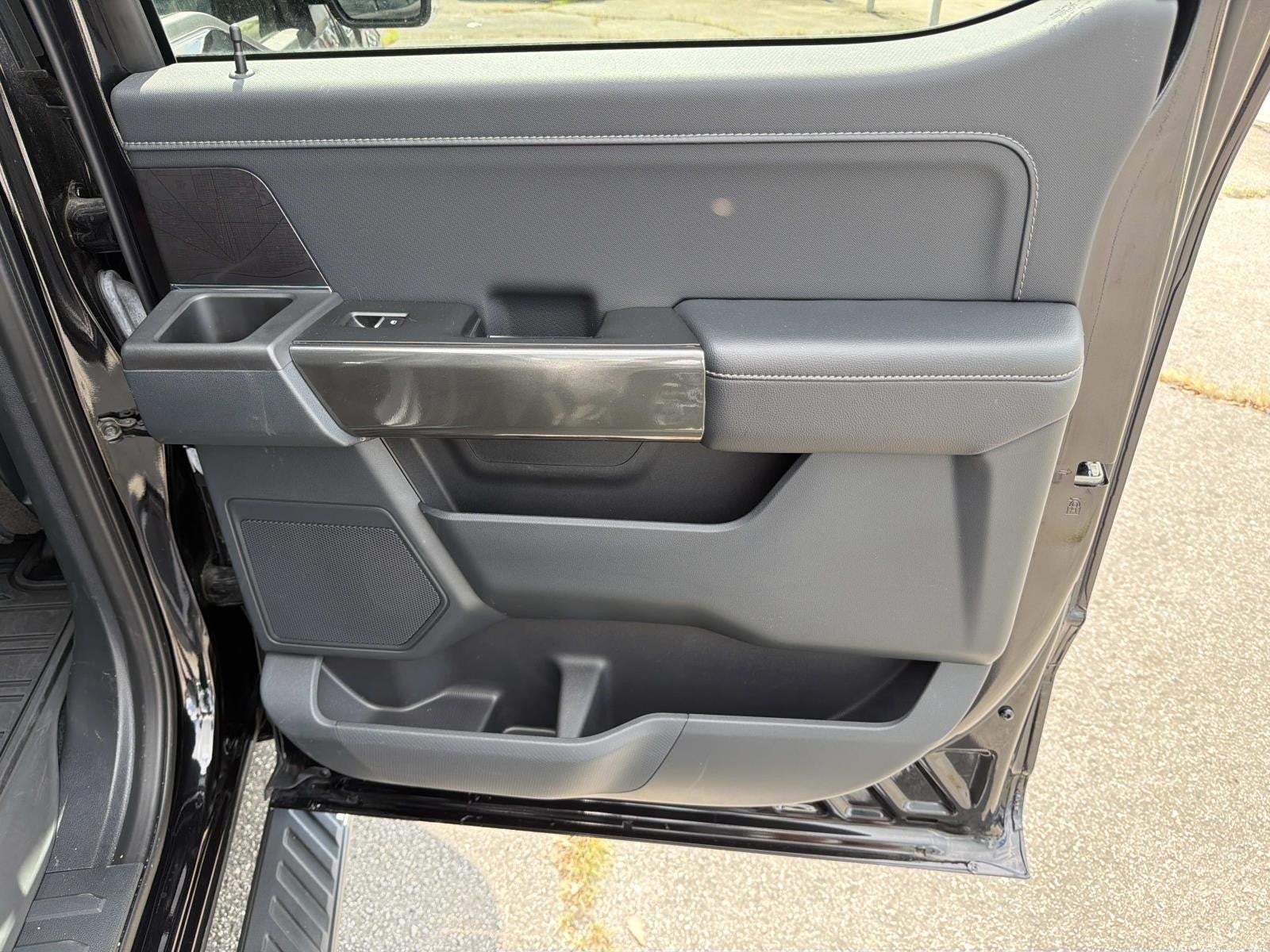 2023 Ford F-150 XLT 4WD SUPERCREW 5.5'