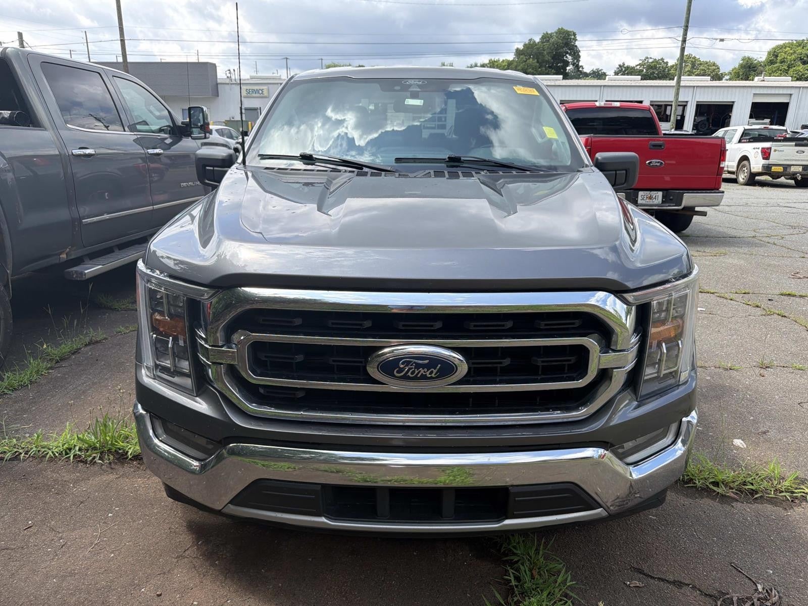 2021 Ford F-150 XLT 2WD CREW