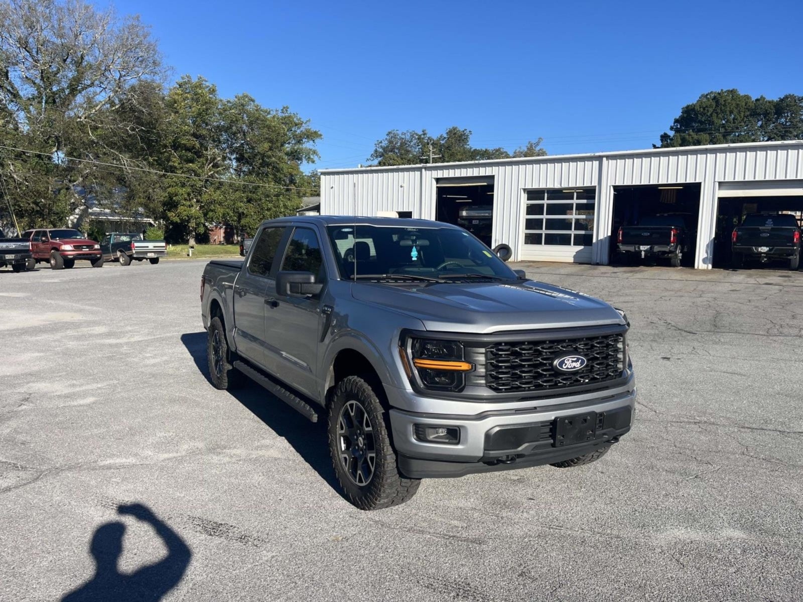 2024 Ford F-150 STX 4WD SUPERCREW 5.5' BO
