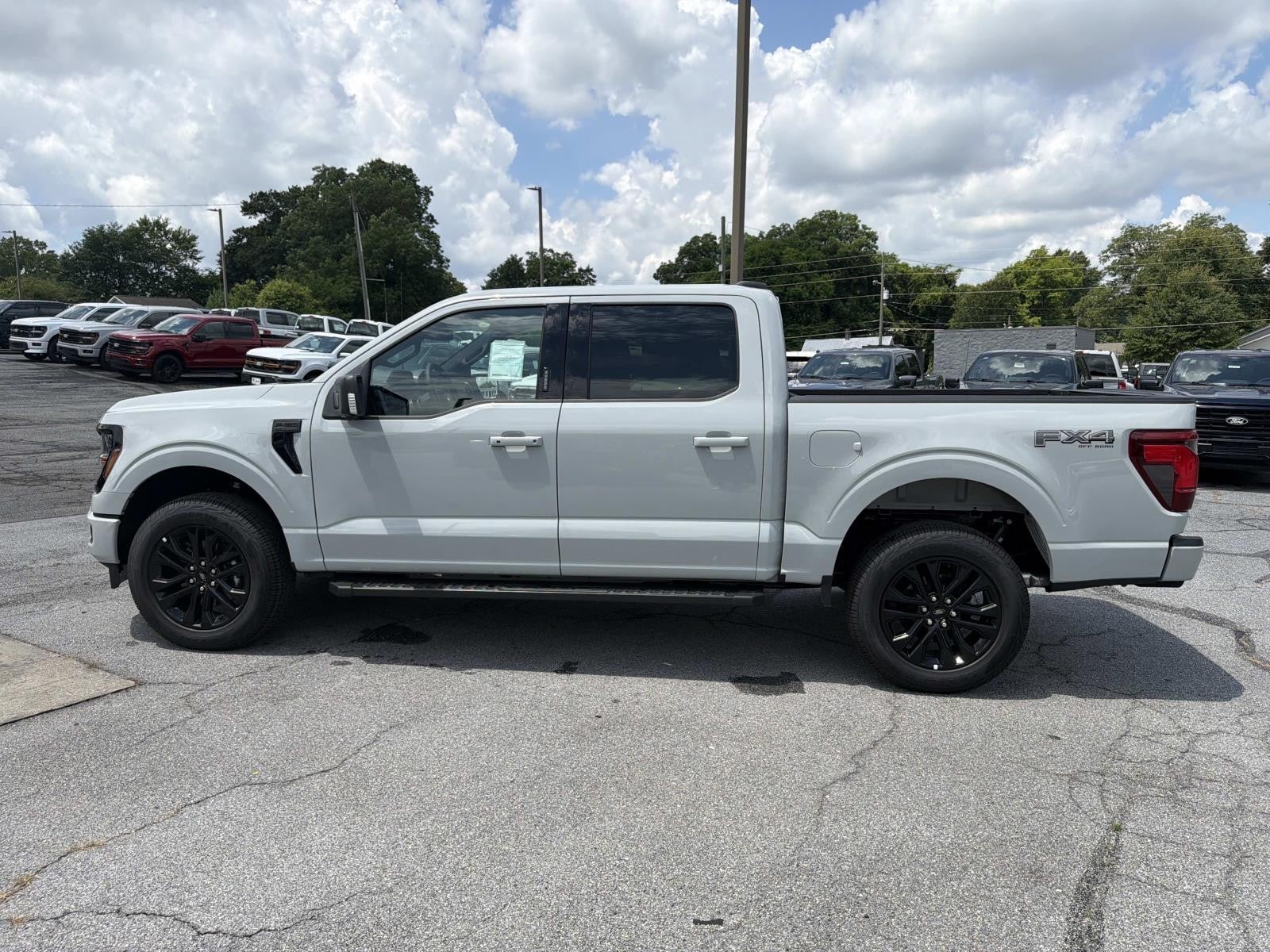2026 Ford F-150 XLT 4WD SUPERCREW 5.5' BO