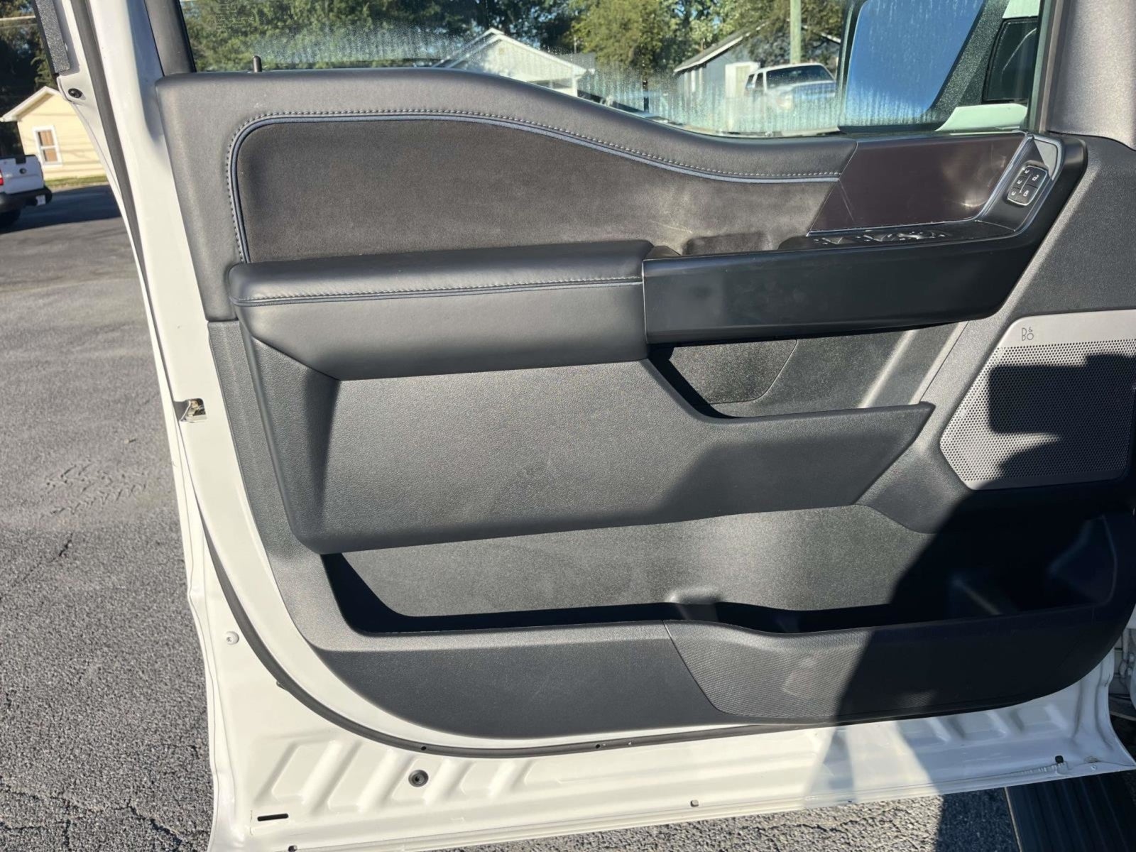 2024 Ford F-150 PLATINUM 4WD SUPERCREW 5.