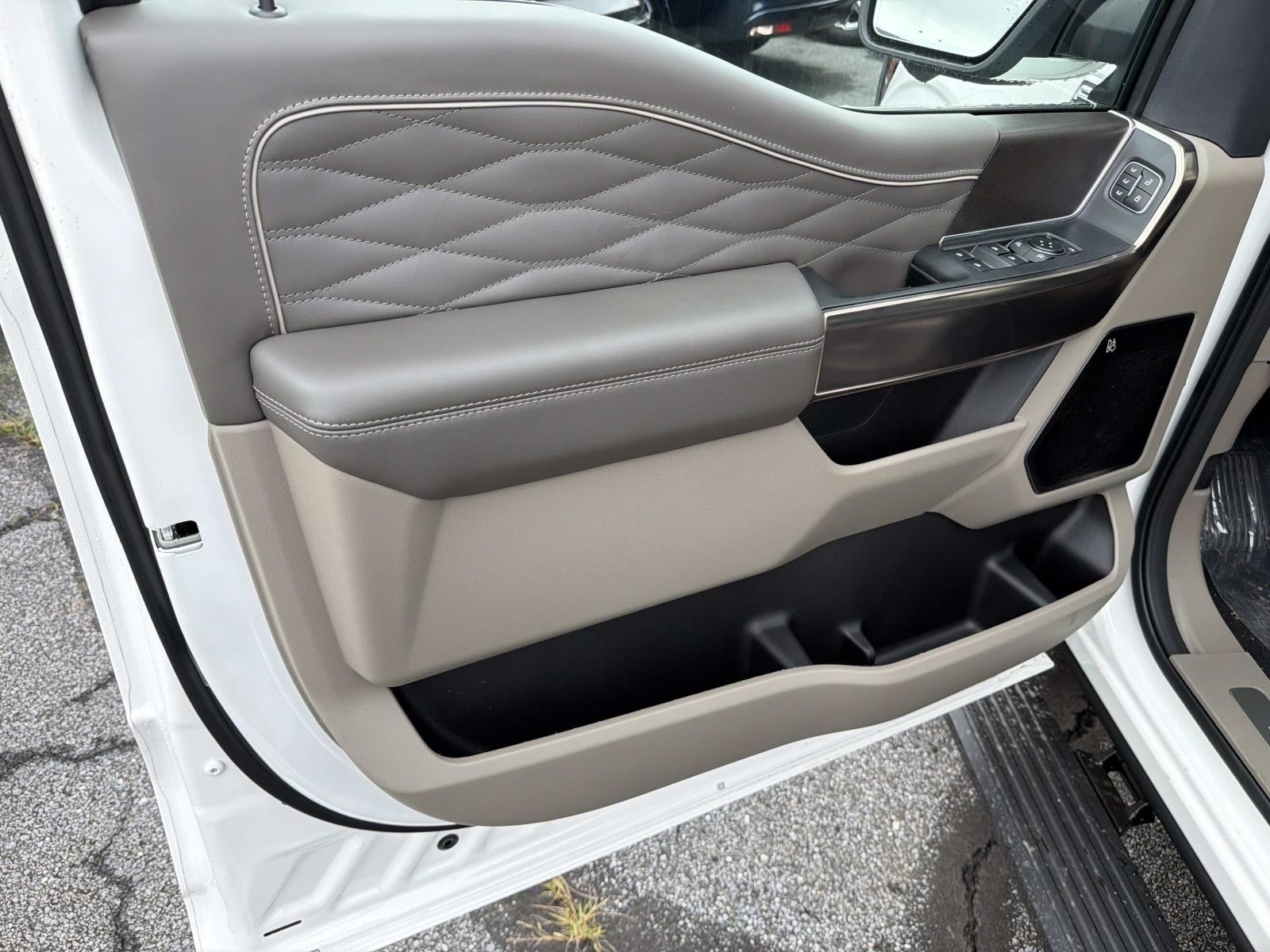 2026 Ford F-150 PLATINUM 4WD SUPERCREW 5.