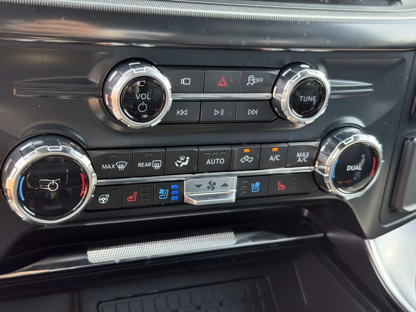2025 Ford F-150 PLATINUM 4WD SUPERCREW 5.