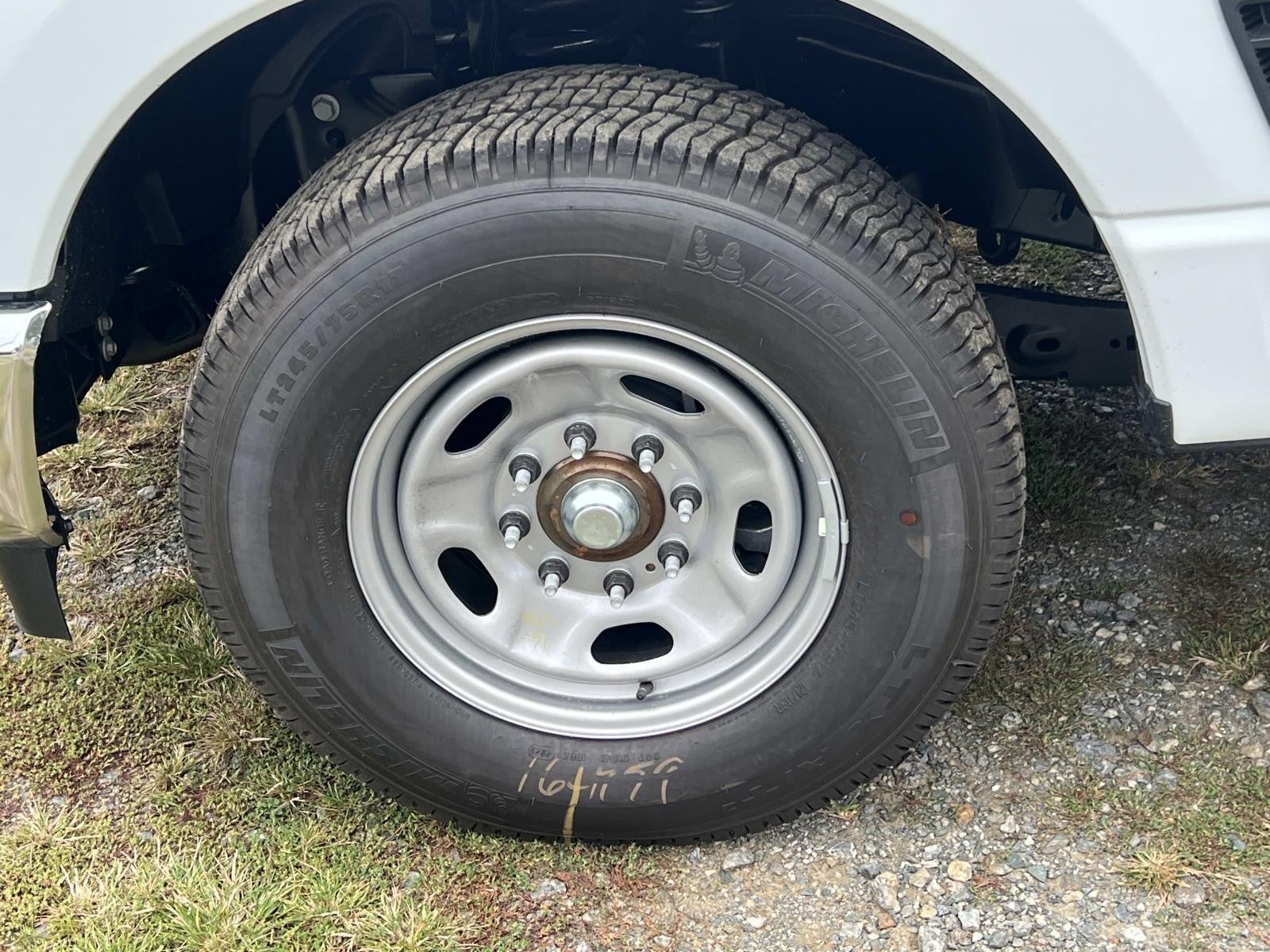 2026 Ford Super Duty F-350 SRW XL 2WD REG CAB 8' BOX