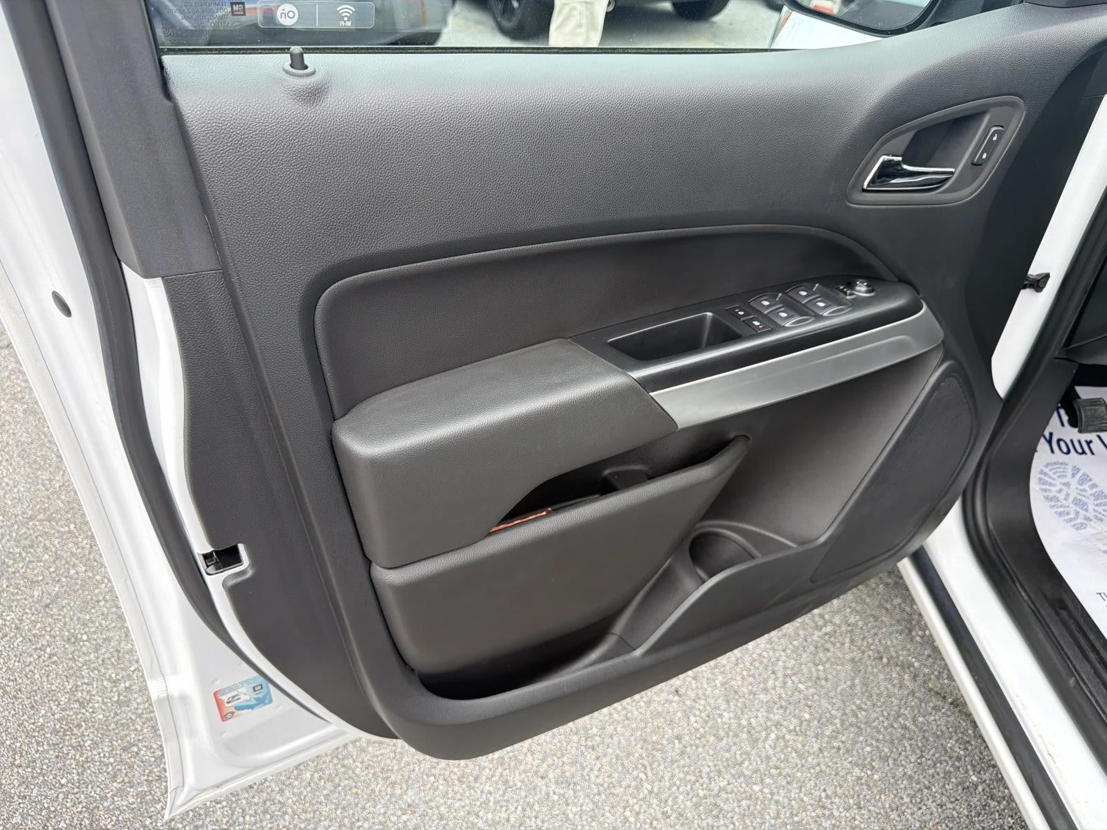 2022 Chevrolet Colorado 2WD CREW CAB 128 LT
