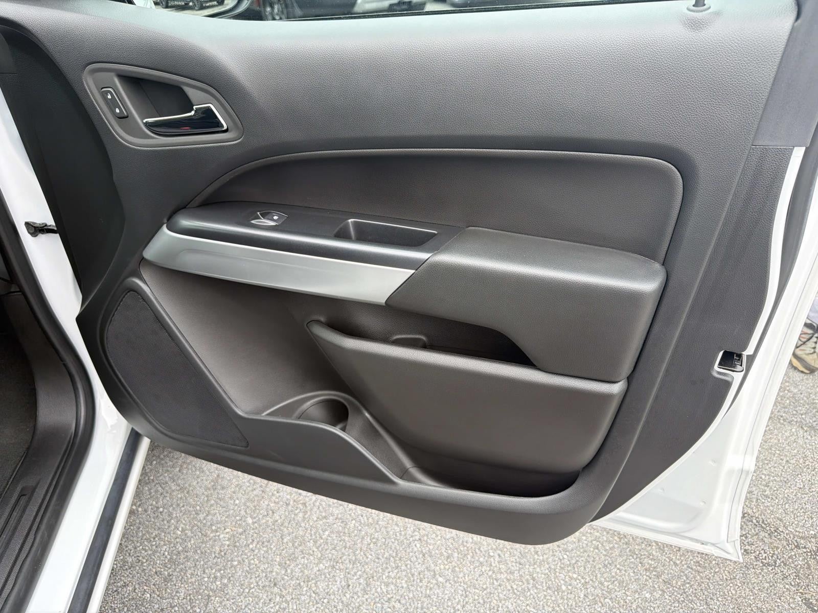 2022 Chevrolet Colorado 2WD CREW CAB 128 LT