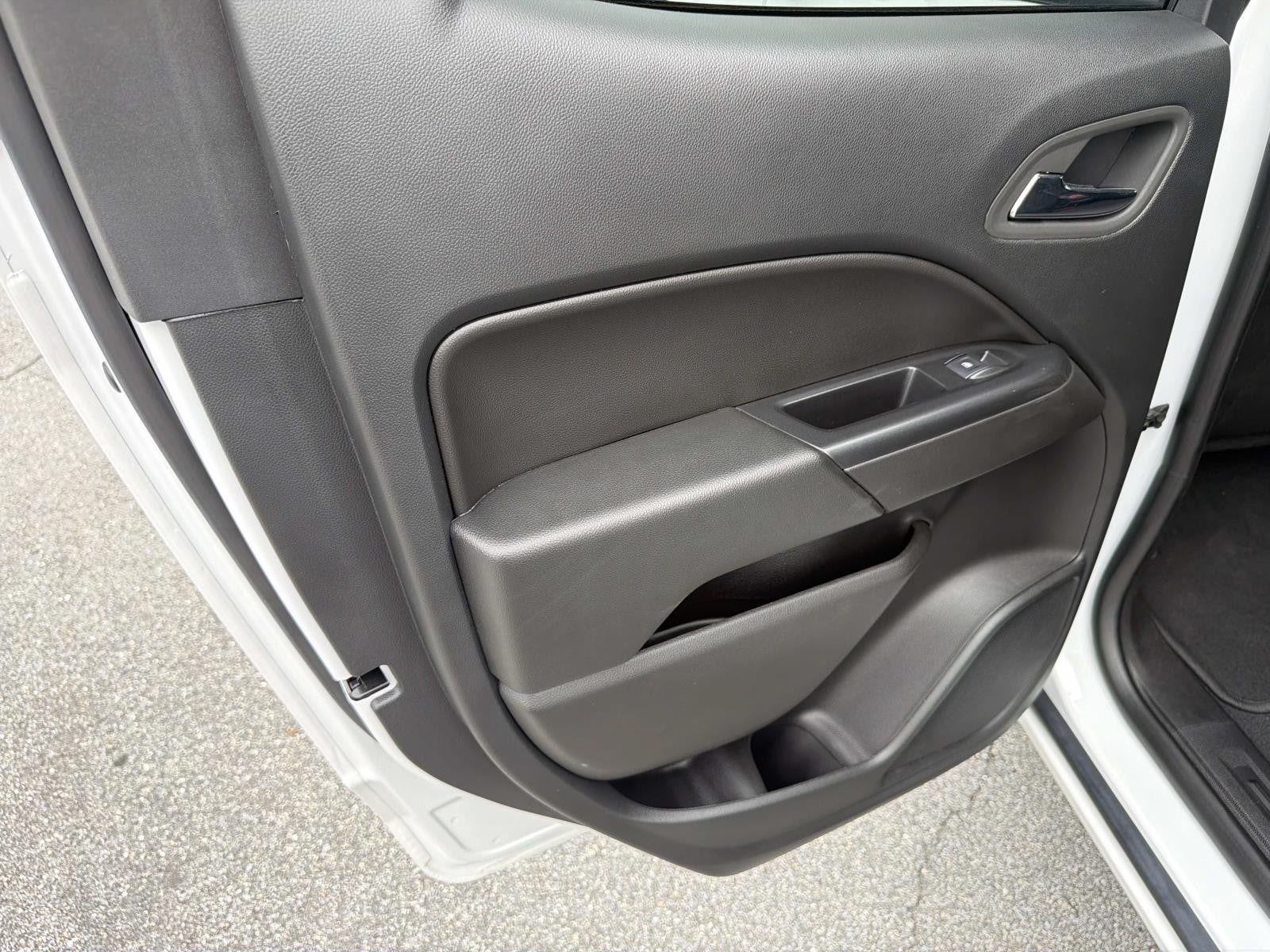 2022 Chevrolet Colorado 2WD CREW CAB 128 LT