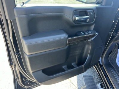 2022 Chevrolet Silverado 1500 LTD 4WD CREW CAB 147 RST