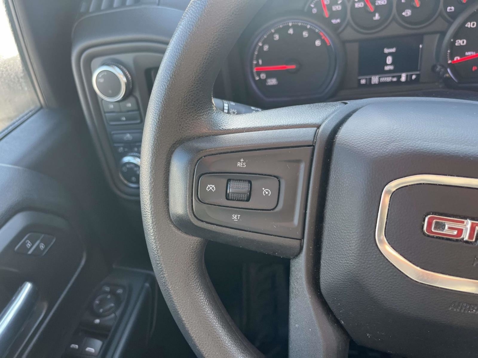 2023 GMC Sierra 2500HD 4WD CREW CAB 159 PRO
