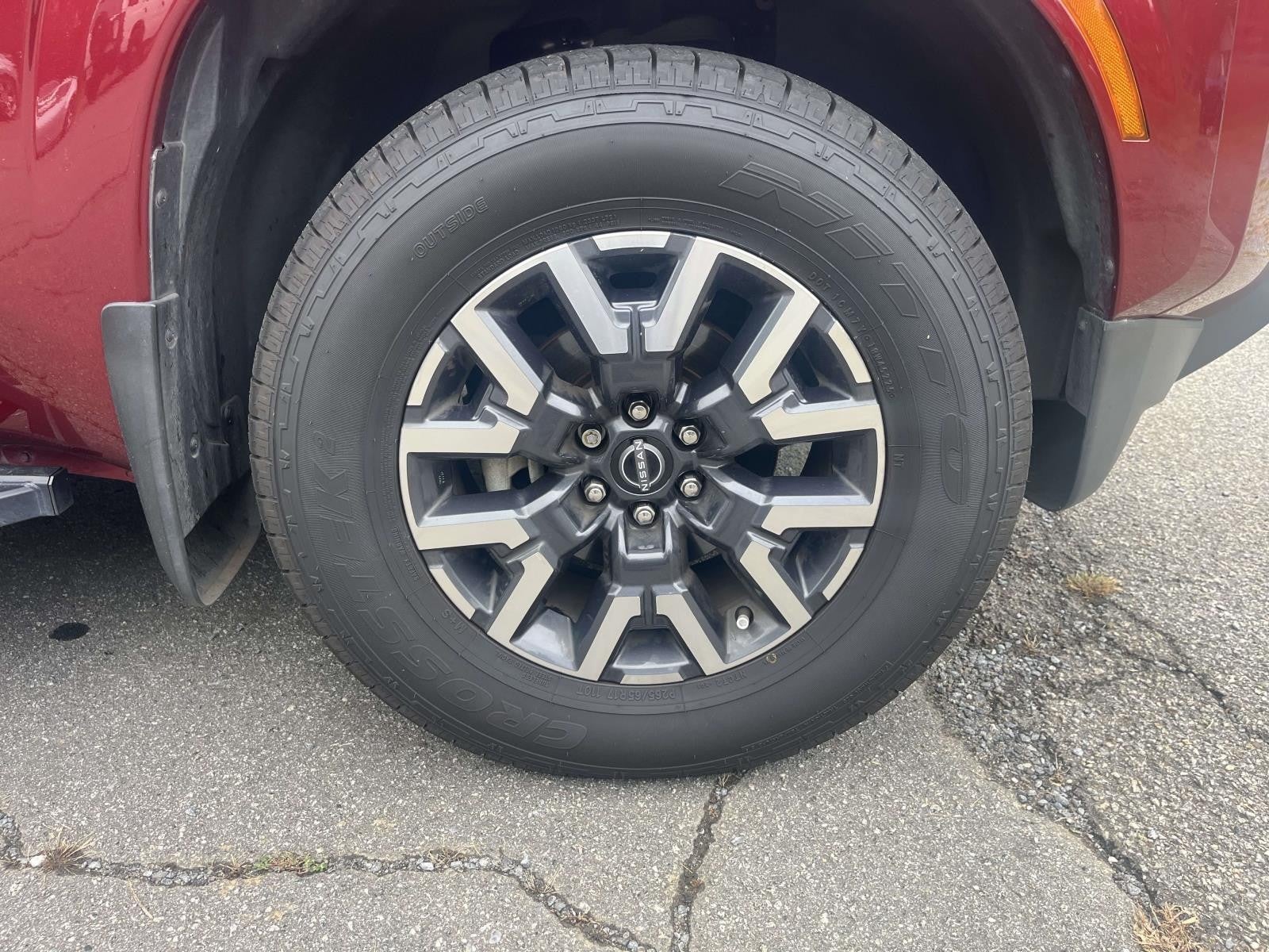 2023 Nissan Frontier SV