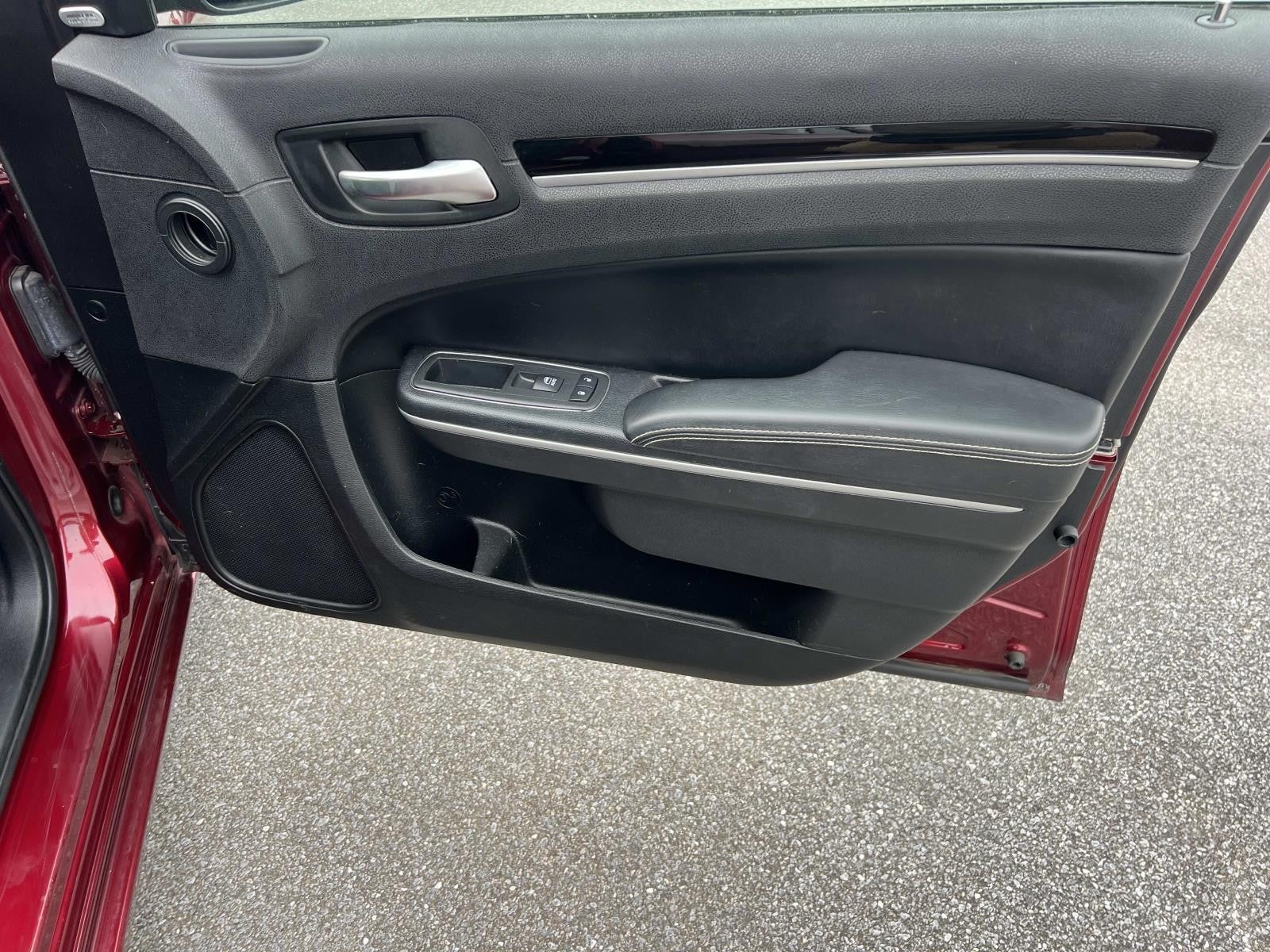 2019 Chrysler 300 300S RWD