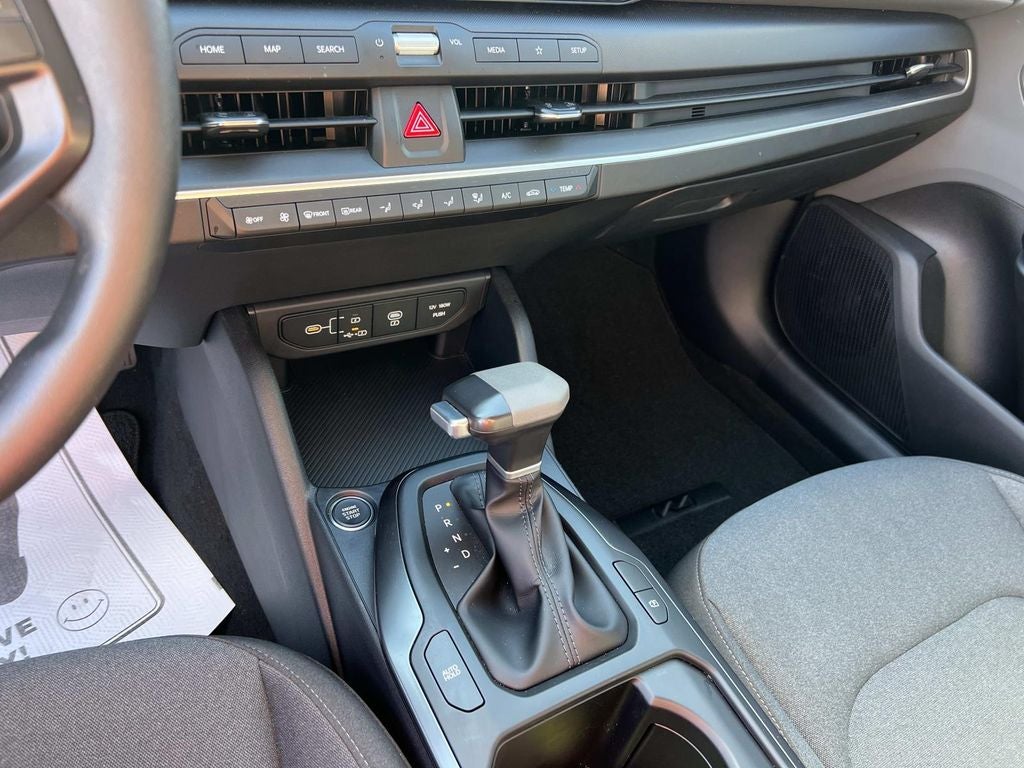 2025 Kia K4 LX