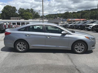 2015 Hyundai Sonata 2.4L SE