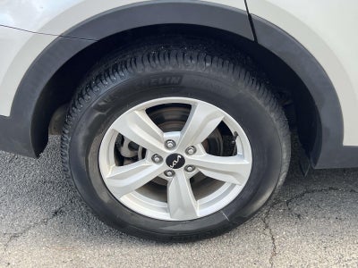 2022 Kia Sorento LX