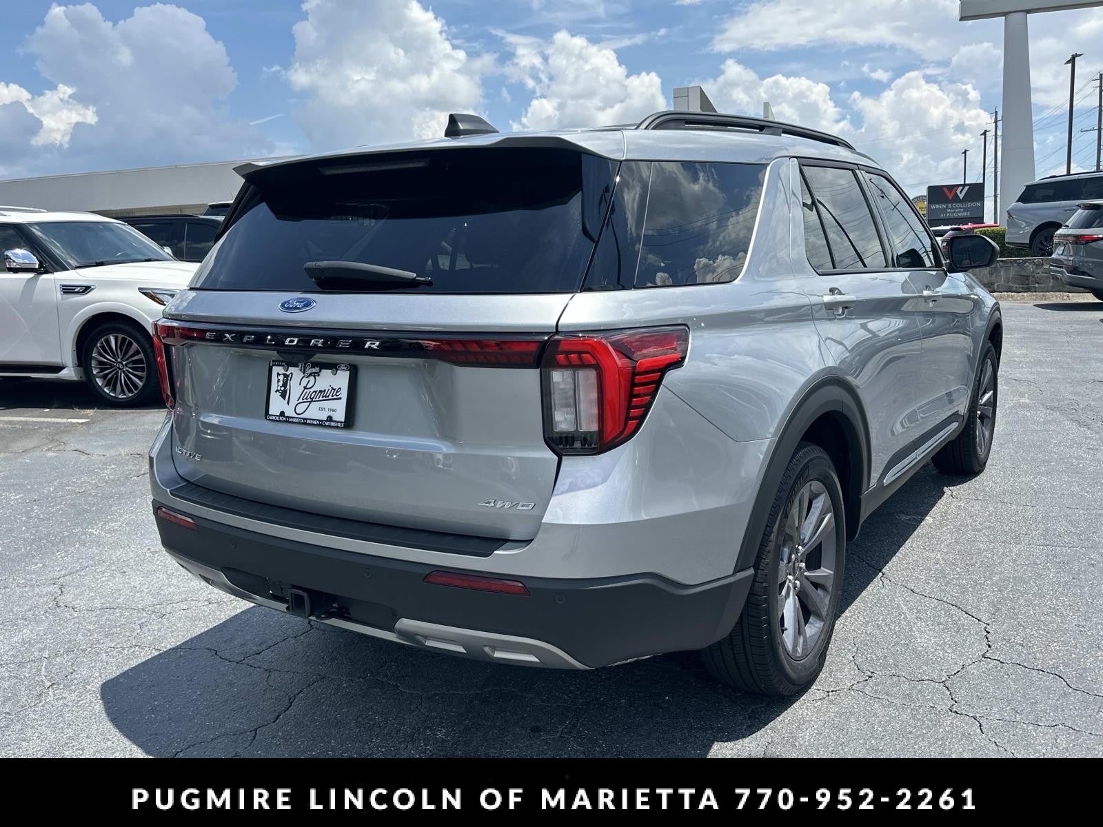 2025 Ford Explorer Active