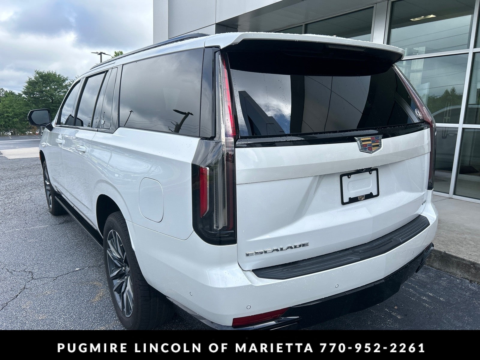 2022 Cadillac Escalade ESV Sport