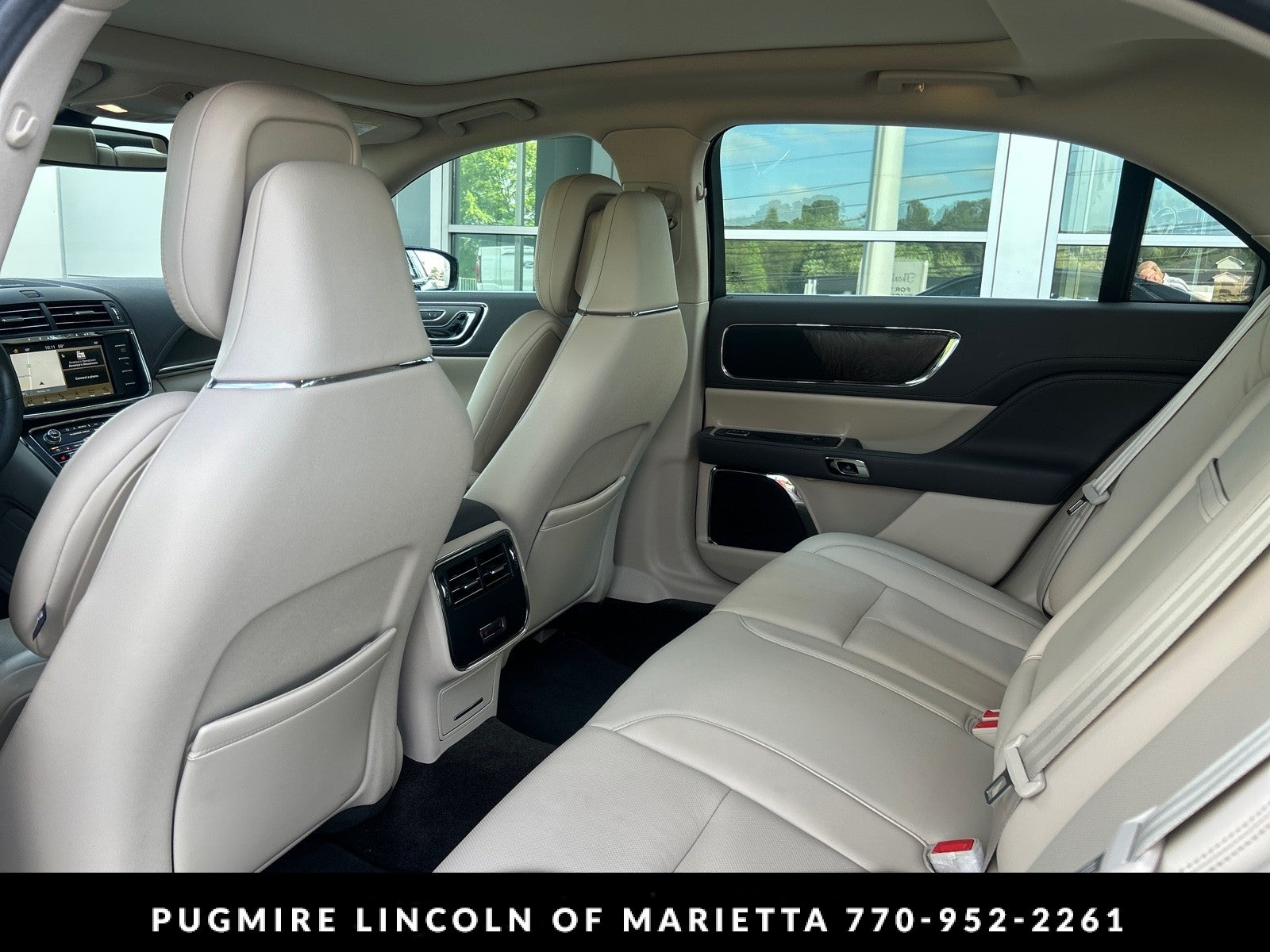 2017 Lincoln Continental Select
