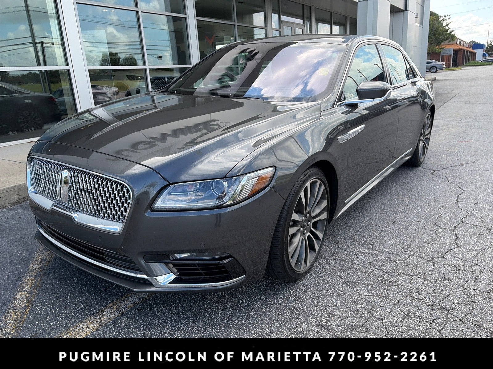 2018 Lincoln Continental Select