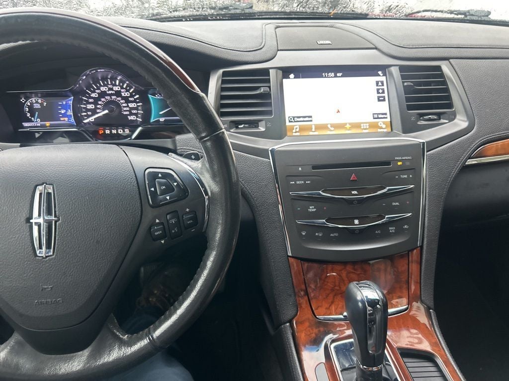 2016 Lincoln MKS Base