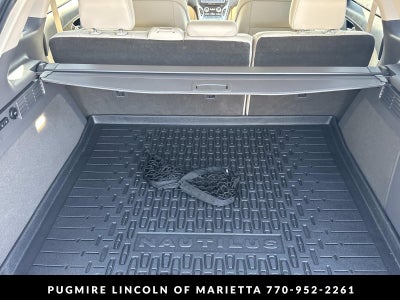 2019 Lincoln Nautilus Select