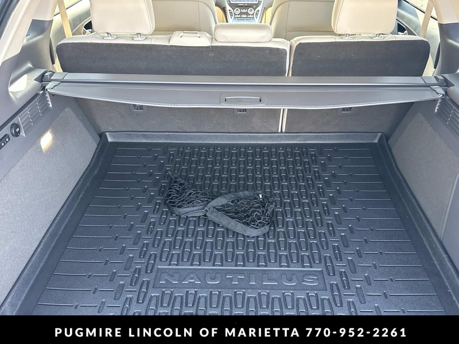 2019 Lincoln Nautilus Select
