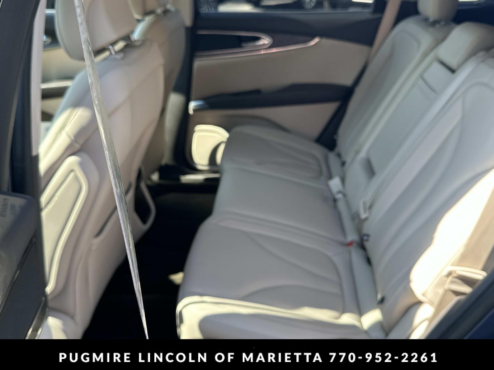 2019 Lincoln Nautilus Select