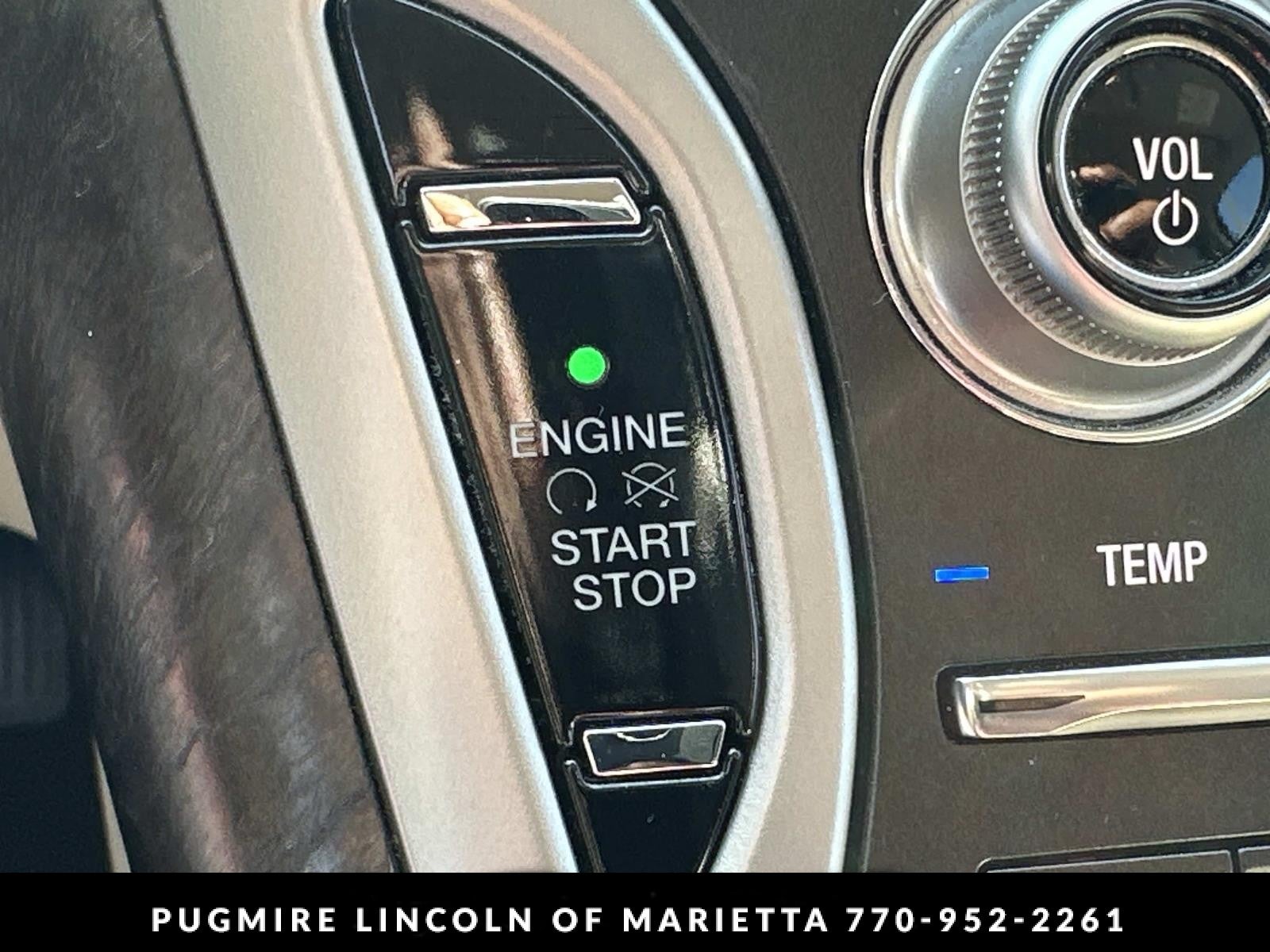 2019 Lincoln Nautilus Select