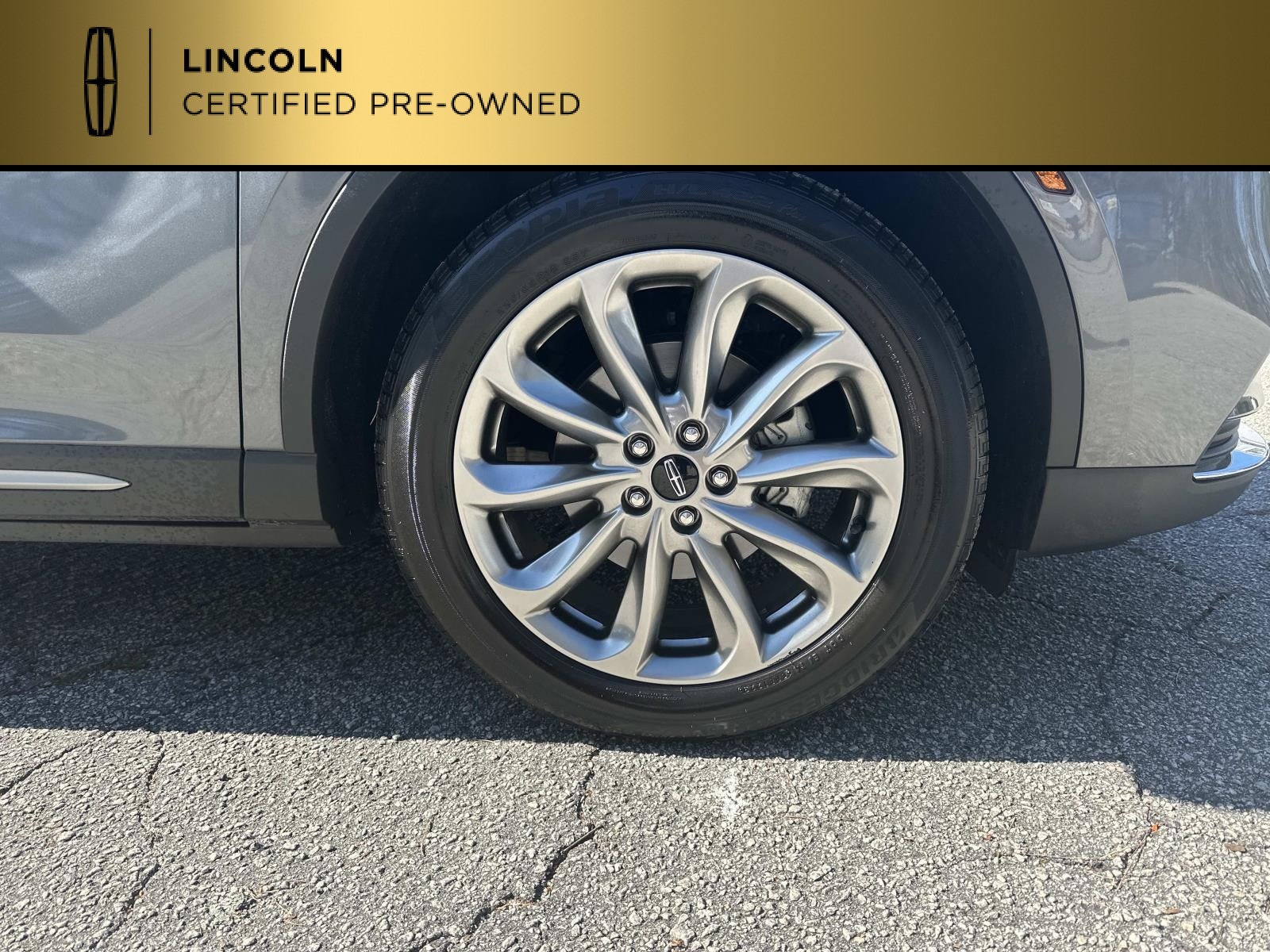 2022 Lincoln Corsair Standard