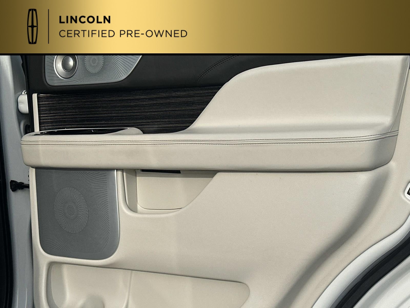 2022 Lincoln Navigator Black Label