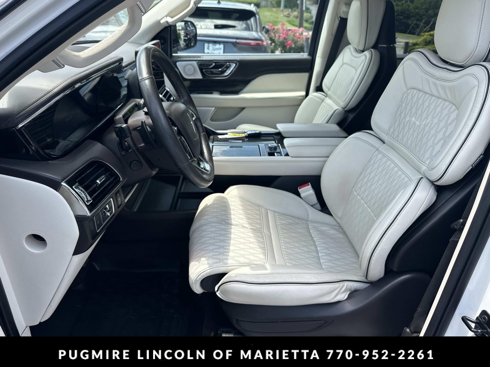 2023 Lincoln Navigator L Black Label
