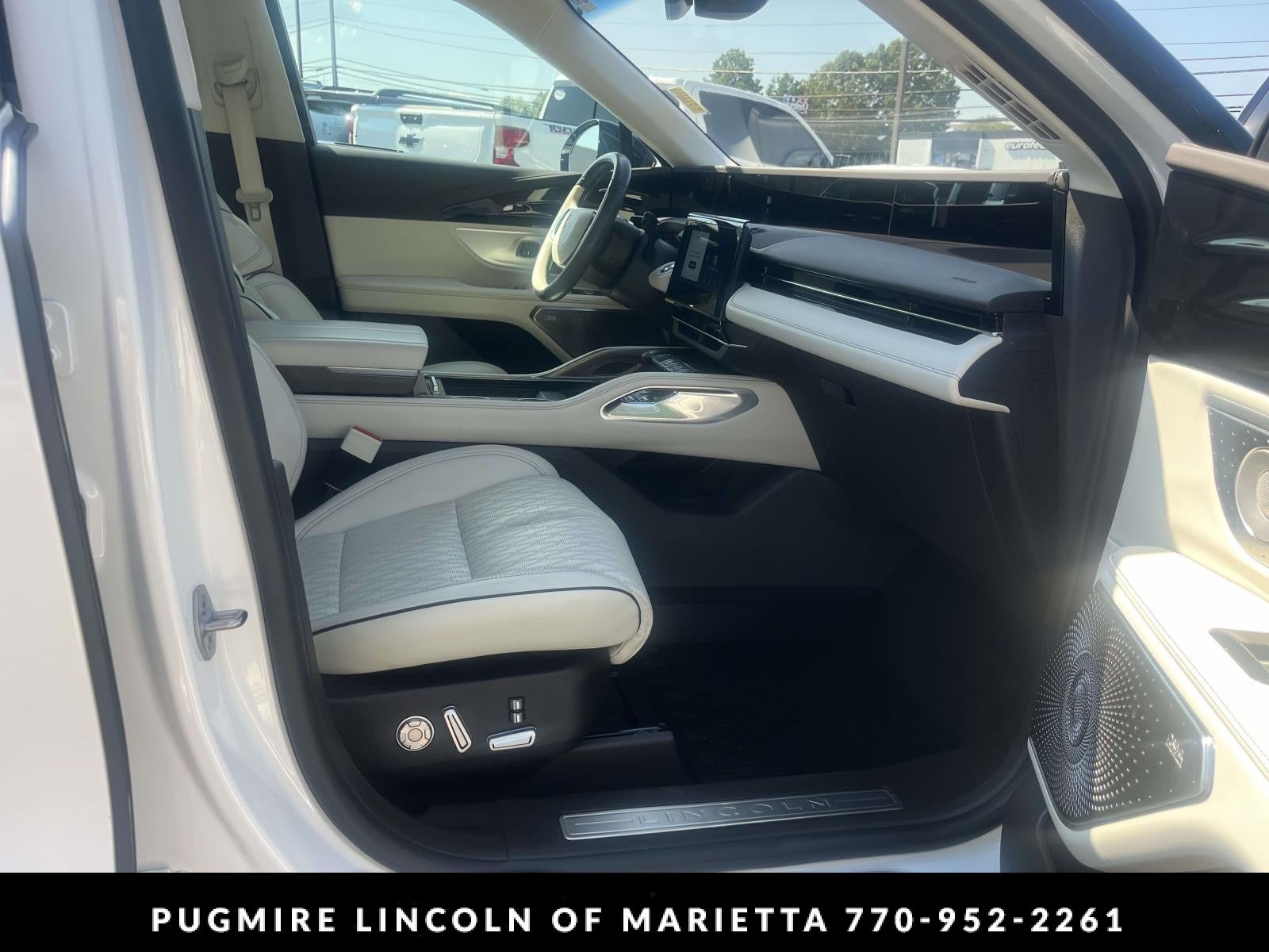 2024 Lincoln Nautilus Black Label