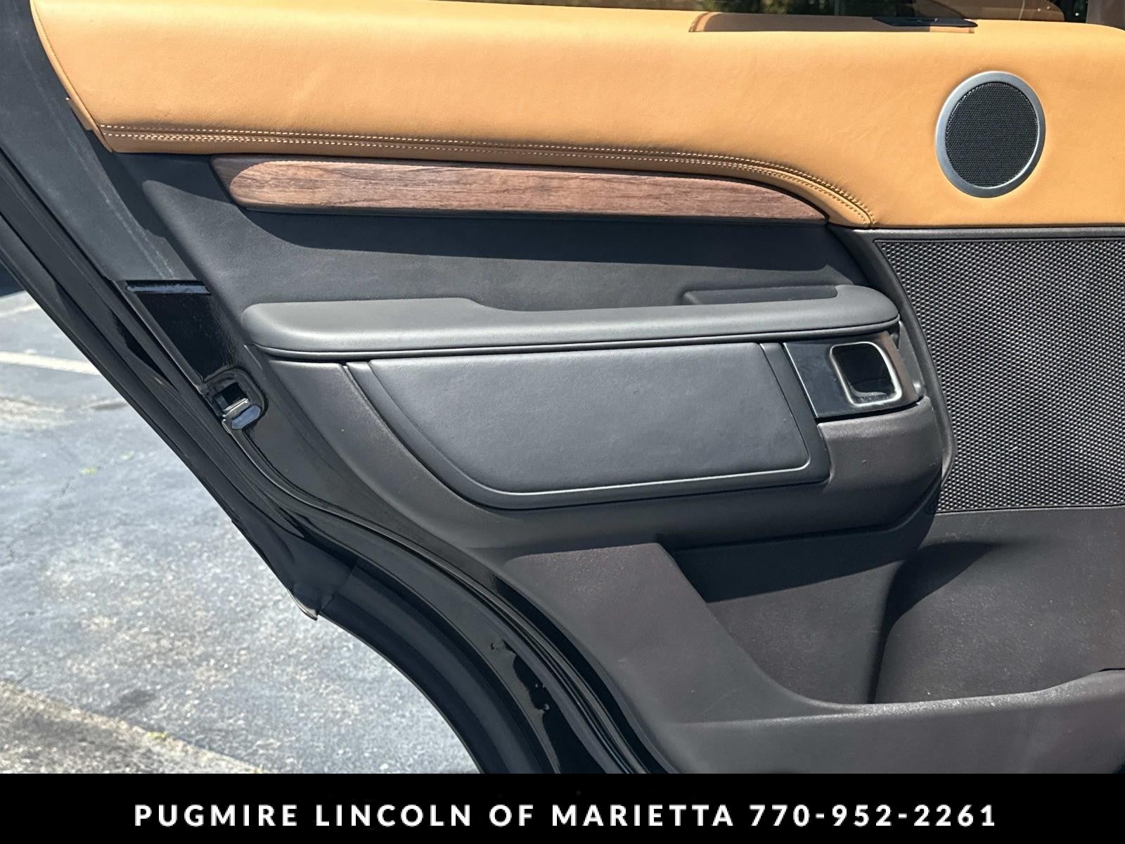 2018 Land Rover Discovery HSE Luxury