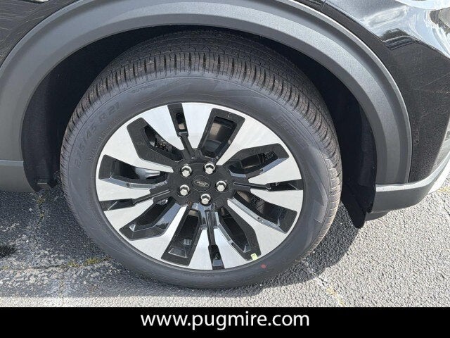 2026 Ford Explorer Platinum 4WD